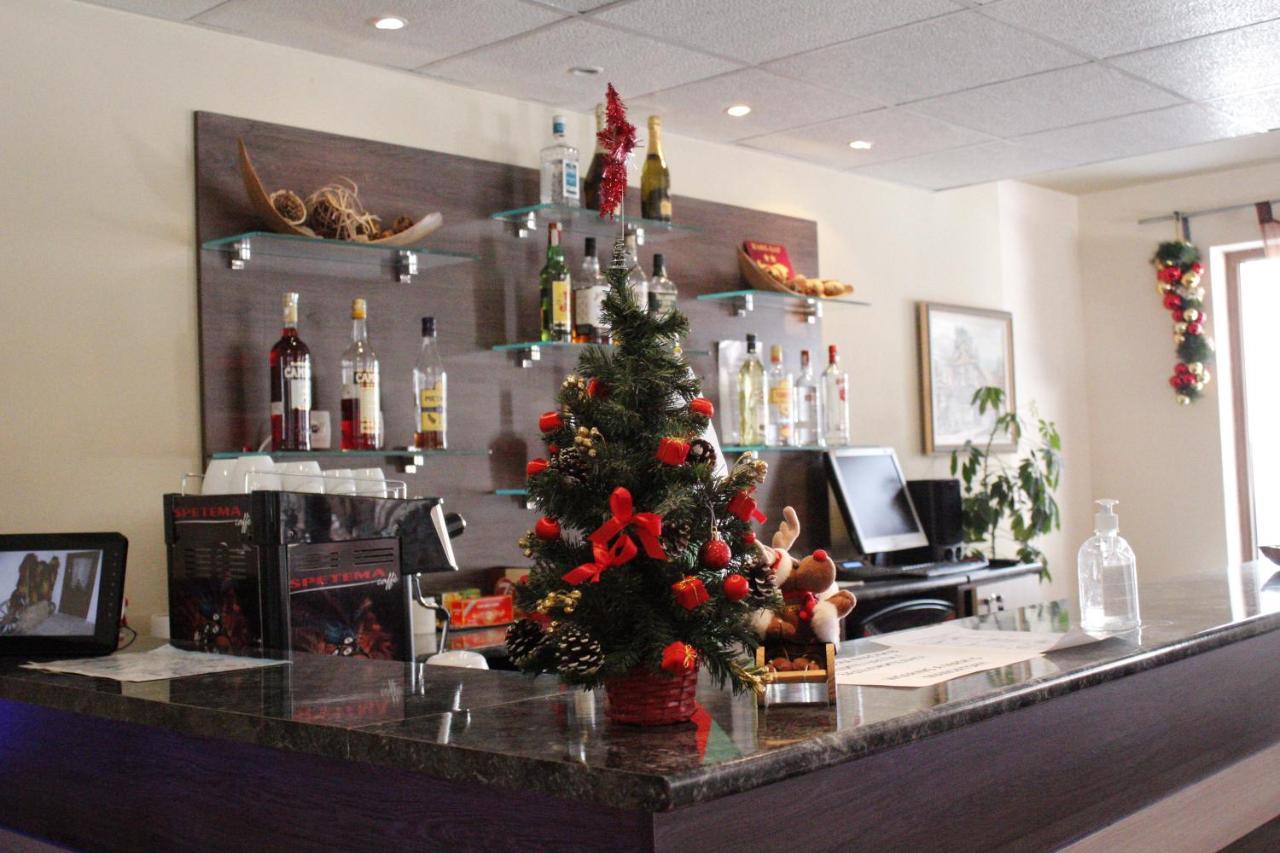 Nevada Aparthotel Pamporovo Bagian luar foto