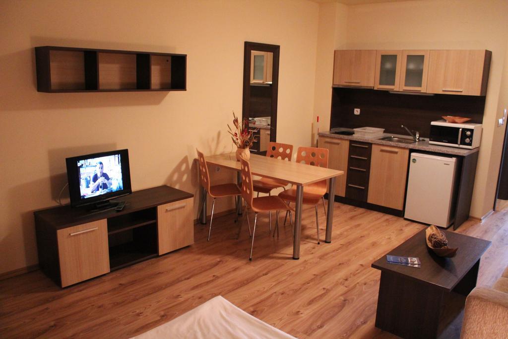 Nevada Aparthotel Pamporovo Bagian luar foto