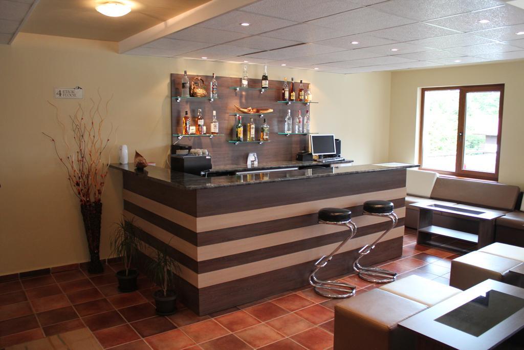 Nevada Aparthotel Pamporovo Bagian luar foto