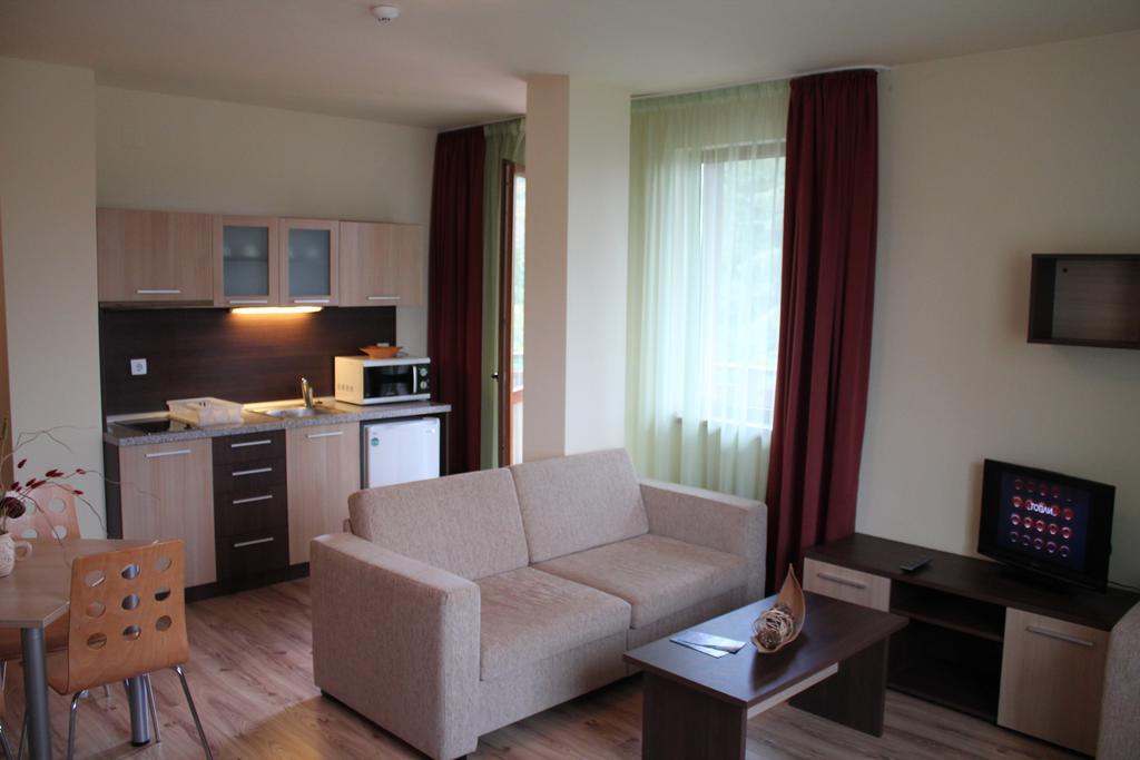 Nevada Aparthotel Pamporovo Bagian luar foto