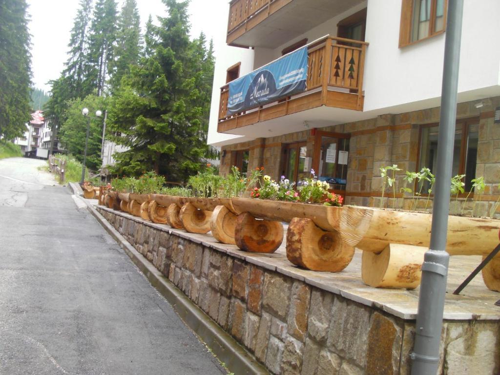 Nevada Aparthotel Pamporovo Bagian luar foto